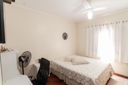 Casa à venda com 182m², 4 quartos e 5 vagasQuarto 2