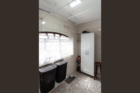 Casa à venda com 182m², 4 quartos e 5 vagasÁrea de Serviço