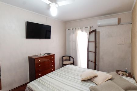 Casa à venda com 182m², 4 quartos e 5 vagasSuíte