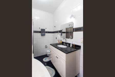 Casa à venda com 182m², 4 quartos e 5 vagasBanheiro da Suíte