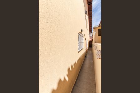 Casa à venda com 182m², 4 quartos e 5 vagasCorredor