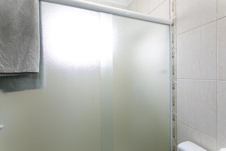 Casa de condomínio à venda com 140m², 4 quartos e 2 vagas Casa de condomínio à venda com 140m², 4 quartos e 2 vagasBanheiro da Suíte 1