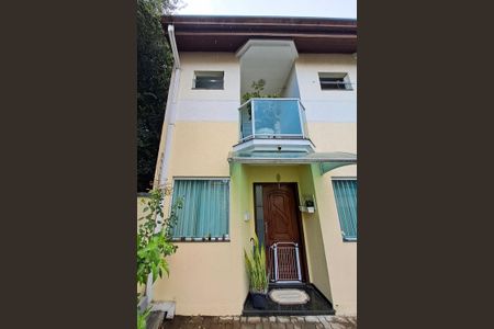 Casa de condomínio à venda com 140m², 4 quartos e 2 vagas Casa de condomínio à venda com 140m², 4 quartos e 2 vagasFachada da Casa