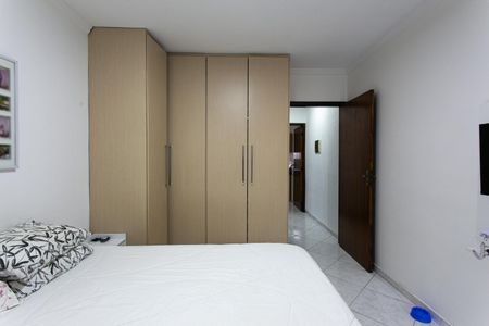 Casa de condomínio à venda com 140m², 4 quartos e 2 vagas Casa de condomínio à venda com 140m², 4 quartos e 2 vagasSuíte 1