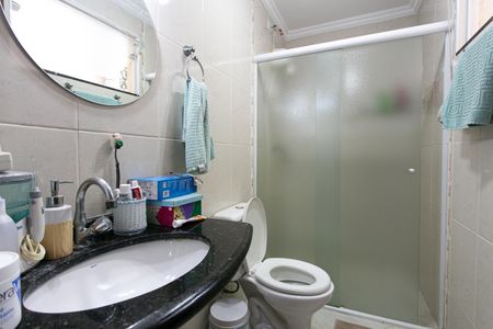 Casa de condomínio à venda com 140m², 4 quartos e 2 vagas Casa de condomínio à venda com 140m², 4 quartos e 2 vagasBanheiro da Suíte 2