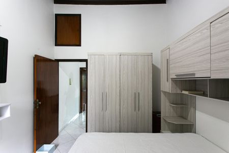 Casa de condomínio à venda com 140m², 4 quartos e 2 vagas Casa de condomínio à venda com 140m², 4 quartos e 2 vagasSuíte 3