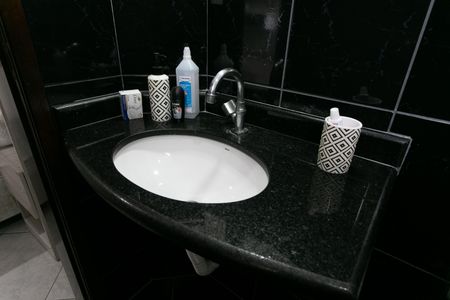 Casa de condomínio à venda com 140m², 4 quartos e 2 vagas Casa de condomínio à venda com 140m², 4 quartos e 2 vagasBanheiro da Suíte 3