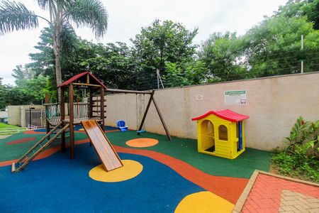 Studio para alugar com 45m², 1 quarto e sem vaga Studio para alugar com 45m², 1 quarto e sem vagaÁrea comum - Playground