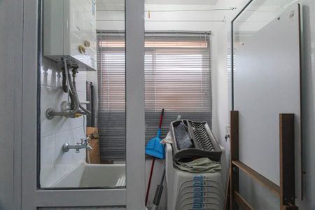 Studio para alugar com 45m², 1 quarto e sem vaga Studio para alugar com 45m², 1 quarto e sem vagaÁrea de Serviço