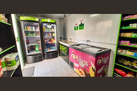 Apartamento à venda com 42m², 2 quartos e sem vagaMini Mercado