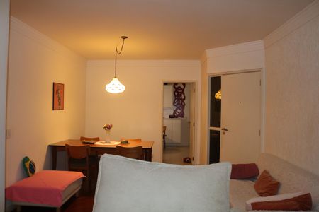 Apartamento à venda com 100m², 3 quartos e 2 vagasSala