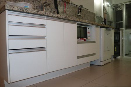 Apartamento à venda com 100m², 3 quartos e 2 vagasCozinha