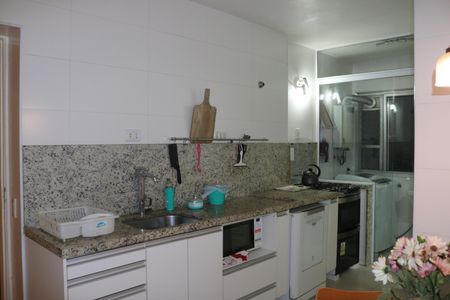 Apartamento à venda com 100m², 3 quartos e 2 vagasCozinha