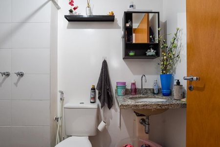 Apartamento à venda com 56m², 2 quartos e 1 vagaBanheiro
