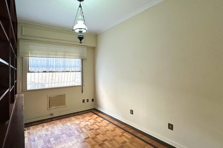 Apartamento à venda com 194m², 3 quartos e 1 vagaQuarto 02