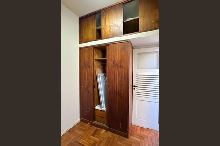 Apartamento à venda com 194m², 3 quartos e 1 vagaQuarto de Serviço