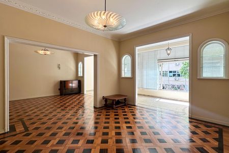 Apartamento à venda com 194m², 3 quartos e 1 vagaSala