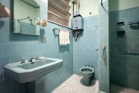 Apartamento à venda com 194m², 3 quartos e 1 vagaBanheiro Social