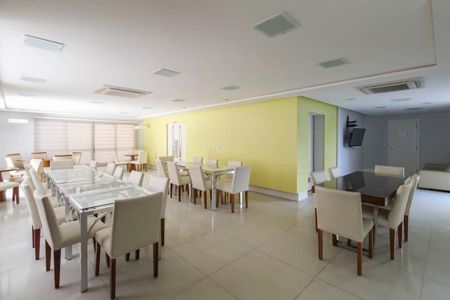 Apartamento à venda com 250m², 4 quartos e 3 vagasÁrea comum - Salão de festas