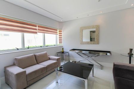 Apartamento à venda com 250m², 4 quartos e 3 vagasHall social