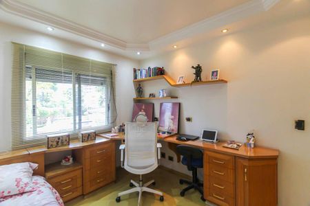 Apartamento à venda com 250m², 4 quartos e 3 vagasQuarto 1