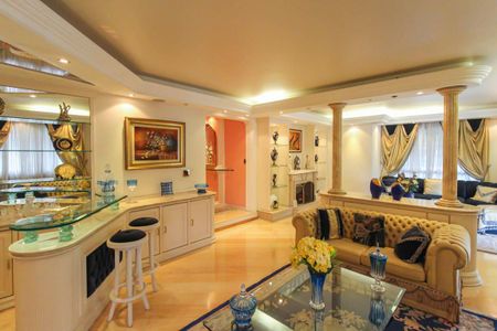 Apartamento à venda com 250m², 4 quartos e 3 vagasSala