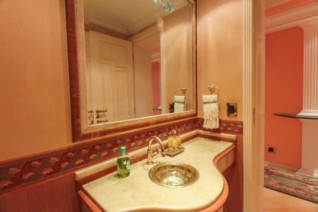 Apartamento à venda com 250m², 4 quartos e 3 vagasLavabo