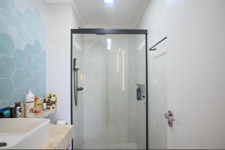 Apartamento à venda com 66m², 2 quartos e 1 vagaBanheiro Social