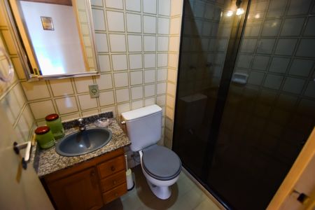 Apartamento à venda com 54m², 2 quartos e 1 vagaBanheiro Social