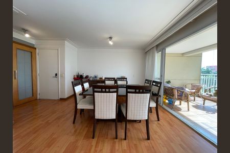 Apartamento à venda com 134m², 3 quartos e 2 vagasSala