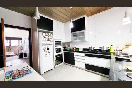 Casa de condomínio para alugar com 413m², 5 quartos e 4 vagas Casa de condomínio para alugar com 413m², 5 quartos e 4 vagasCozinha