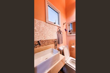 Casa de condomínio para alugar com 413m², 5 quartos e 4 vagas Casa de condomínio para alugar com 413m², 5 quartos e 4 vagasLavabo