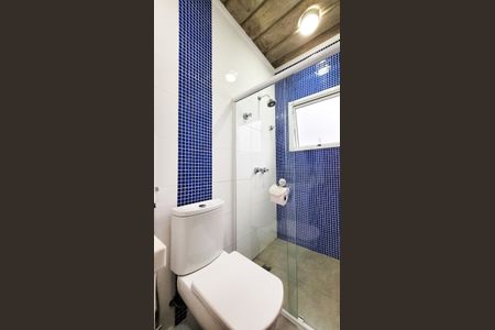 Casa de condomínio para alugar com 413m², 5 quartos e 4 vagas Casa de condomínio para alugar com 413m², 5 quartos e 4 vagasBanheiro da Suíte 4