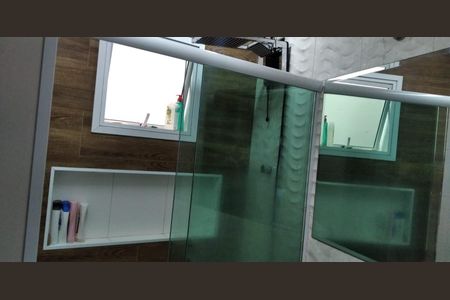 Casa à venda com 143m², 3 quartos e 3 vagas Casa à venda com 143m², 3 quartos e 3 vagasBanheiro 1