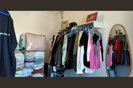 Casa à venda com 143m², 3 quartos e 3 vagas Casa à venda com 143m², 3 quartos e 3 vagasCloset do quarto 3