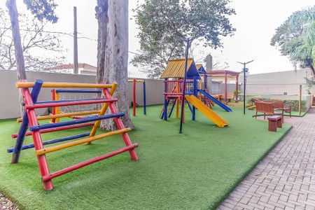 Apartamento para alugar com 75m², 3 quartos e 2 vagas Apartamento para alugar com 75m², 3 quartos e 2 vagasÁrea comum - Playground