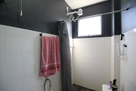 Apartamento à venda com 97m², 4 quartos e 2 vagasQuarto 3 - Banheiro da Suíte