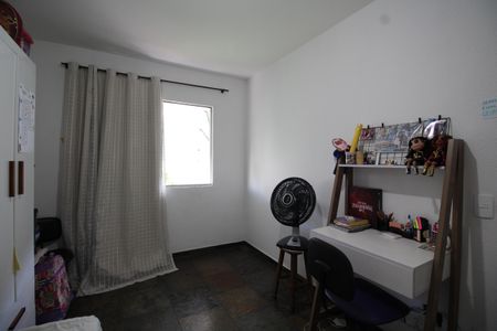 Apartamento à venda com 97m², 4 quartos e 2 vagasQuarto 2