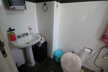 Apartamento à venda com 97m², 4 quartos e 2 vagasQuarto 3 - Banheiro da Suíte