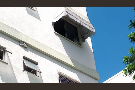 Apartamento à venda com 97m², 4 quartos e 2 vagasFachada com Placa Quinto Andar