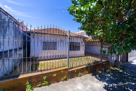 Casa à venda com 310m², 3 quartos e 3 vagasFachada