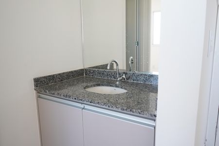 Apartamento à venda com 35m², 2 quartos e sem vagaBanheiro