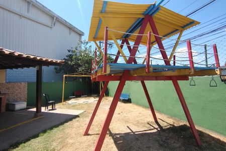 Apartamento para alugar com 75m², 2 quartos e 1 vagaÁrea comum - Playground