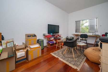 Casa à venda com 500m², 5 quartos e 2 vagasSuíte 2