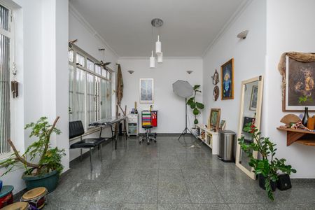 Casa à venda com 500m², 5 quartos e 2 vagasSala