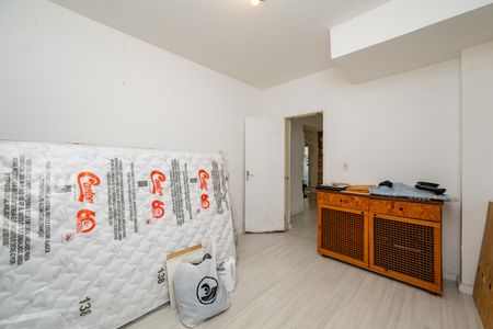 Casa à venda com 500m², 5 quartos e 2 vagasQuarto 4
