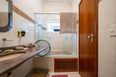 Casa à venda com 500m², 5 quartos e 2 vagasBanheiro da Suíte 2