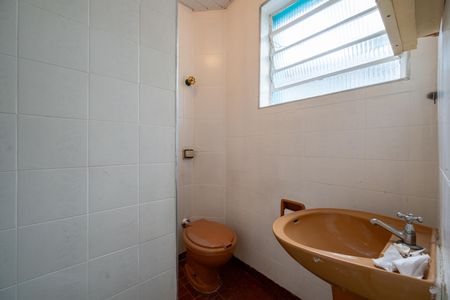 Casa à venda com 500m², 5 quartos e 2 vagasBanheiro de serviço