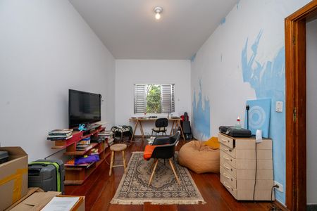 Casa à venda com 500m², 5 quartos e 2 vagasSuíte 2