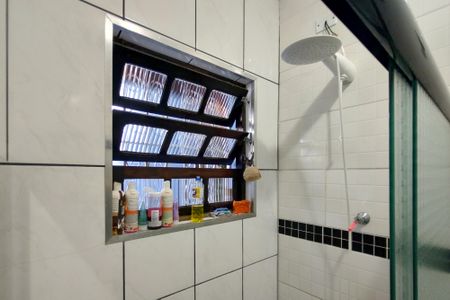 Casa para alugar com 88m², 2 quartos e 2 vagasBanheiro da Suíte